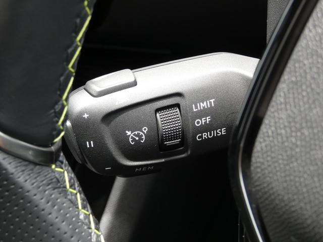 PEUGEOT E-2008 GT