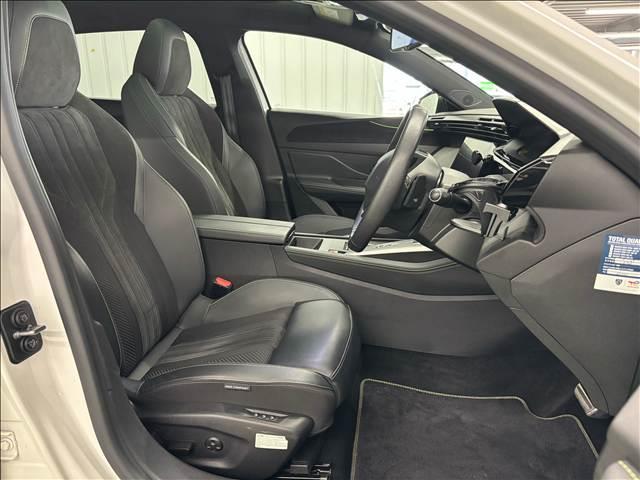 PEUGEOT 308 GT BLUE HDI