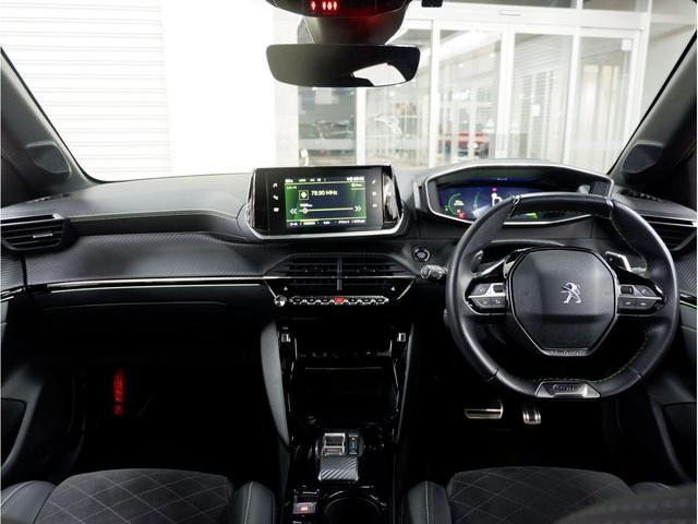PEUGEOT 208 GT