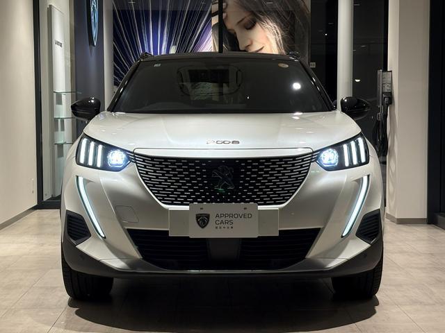 PEUGEOT E-2008 GT