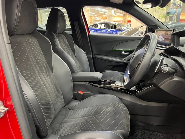 PEUGEOT 2008 GT