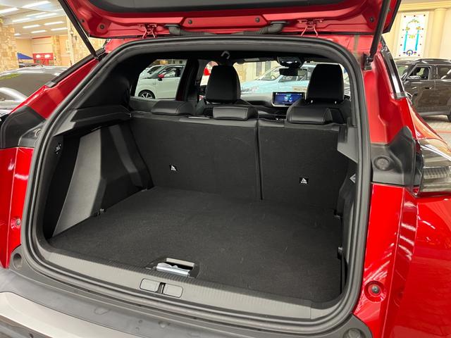 PEUGEOT 2008 GT