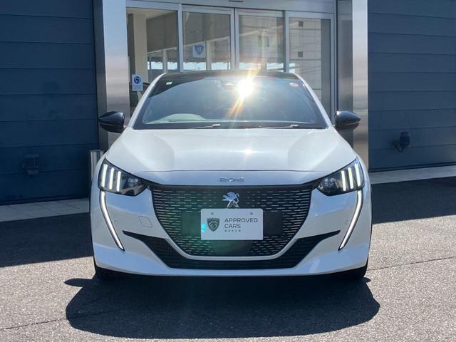 PEUGEOT 208 GT