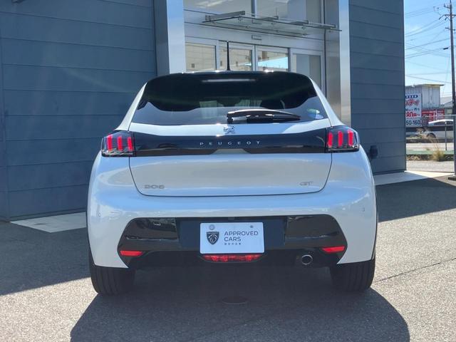 PEUGEOT 208 GT