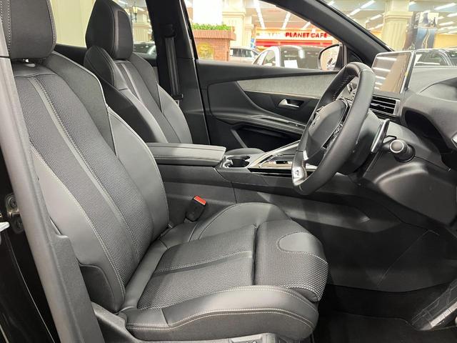 PEUGEOT 3008 GT