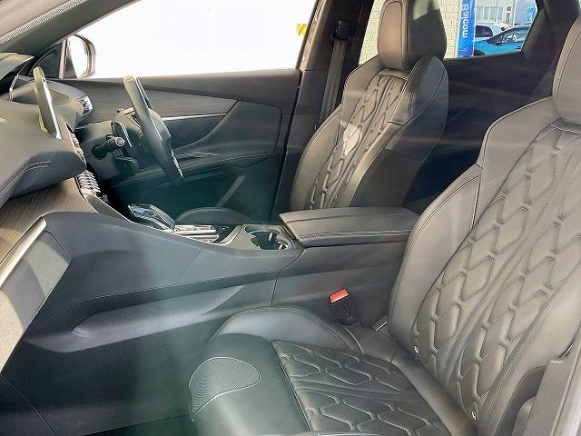 PEUGEOT 3008 GT BLUE HDI