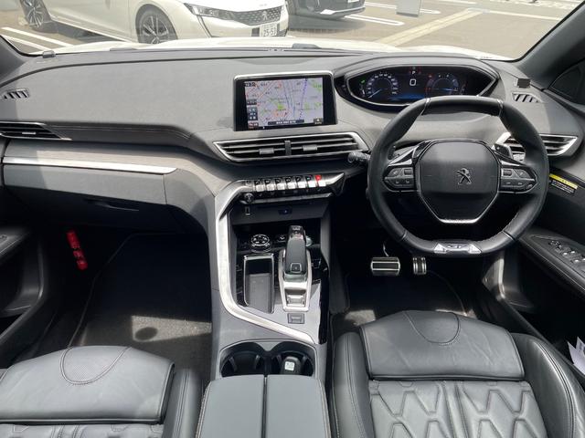 PEUGEOT 3008 GT BLUE HDI