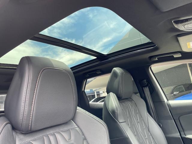 PEUGEOT 3008 GT BLUE HDI