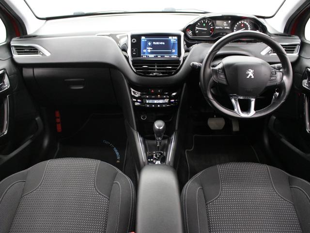 PEUGEOT 208 ALLURE FUN EDITION