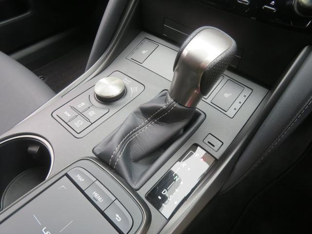 LEXUS IS IS300H F SPORT