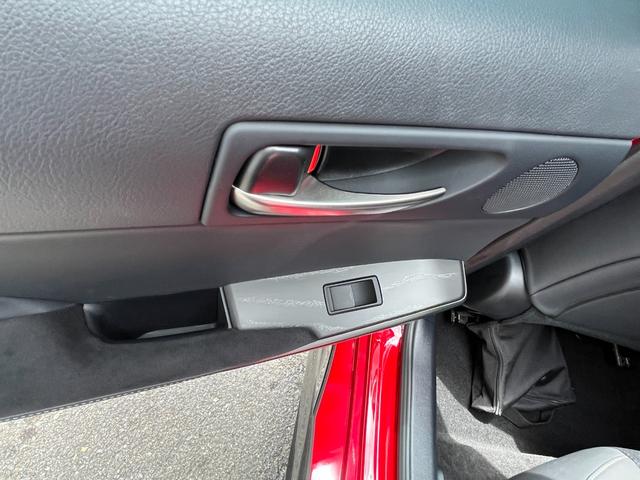 LEXUS IS IS300 F SPORT MODE BLACK IV