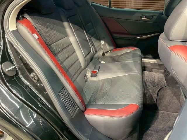 LEXUS IS IS300H VERSION L