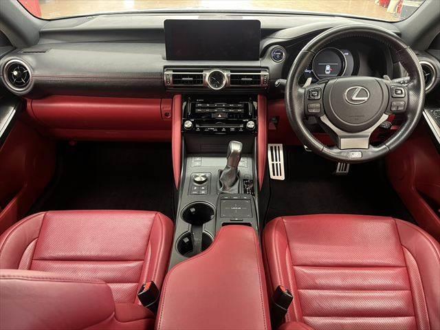 LEXUS IS IS300H F SPORT