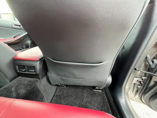 LEXUS IS IS300H VERSION L