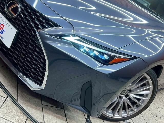 LEXUS IS IS300H VERSION L