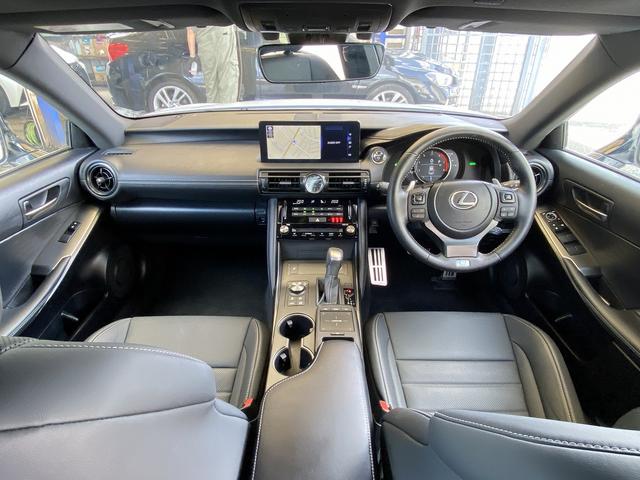 LEXUS IS IS300H F SPORT