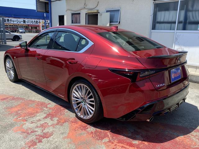 LEXUS IS IS300H VERSION L
