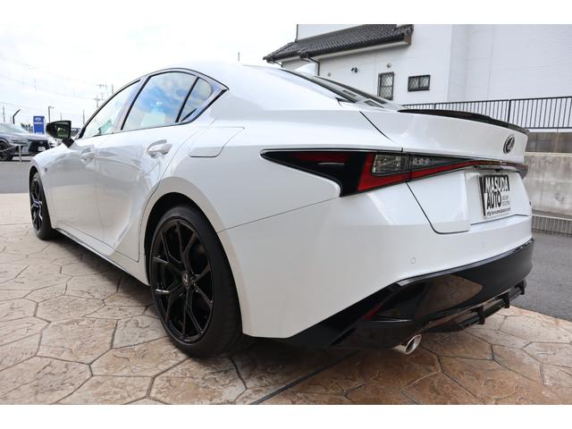 LEXUS IS IS300H F SPORT MODE BLACK IV