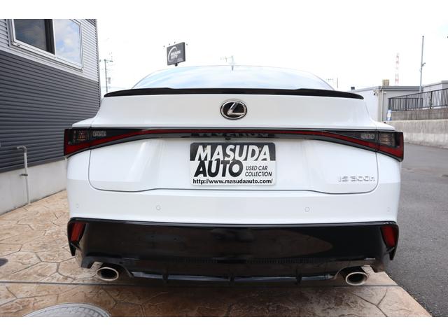 LEXUS IS IS300H F SPORT MODE BLACK IV