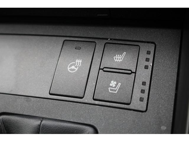 LEXUS IS IS300H VERSION L