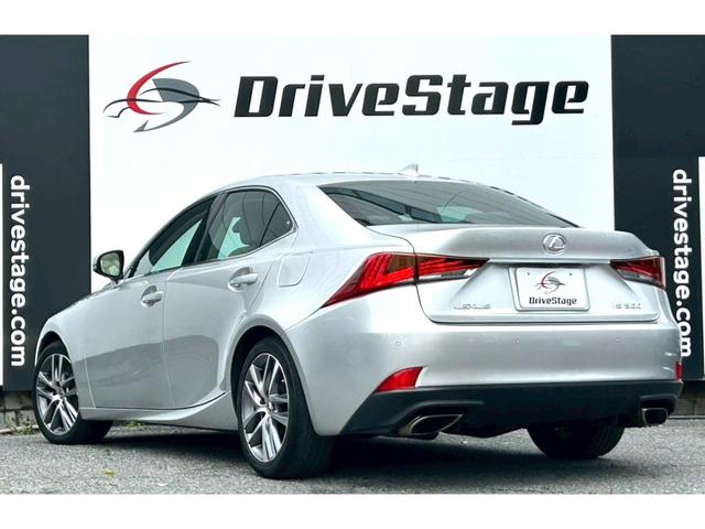 LEXUS IS IS300 VERSION L