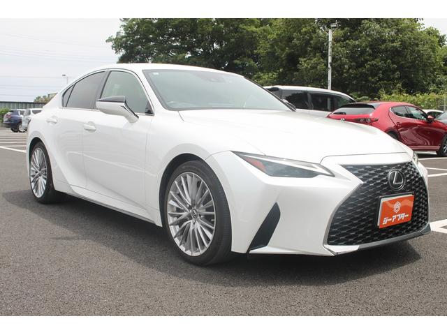 LEXUS IS IS300 VERSION L