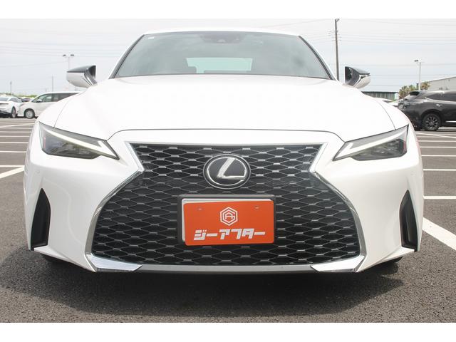 LEXUS IS IS300 VERSION L