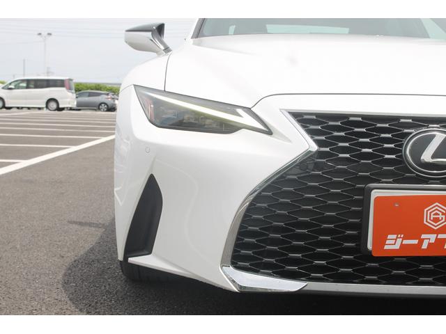 LEXUS IS IS300 VERSION L