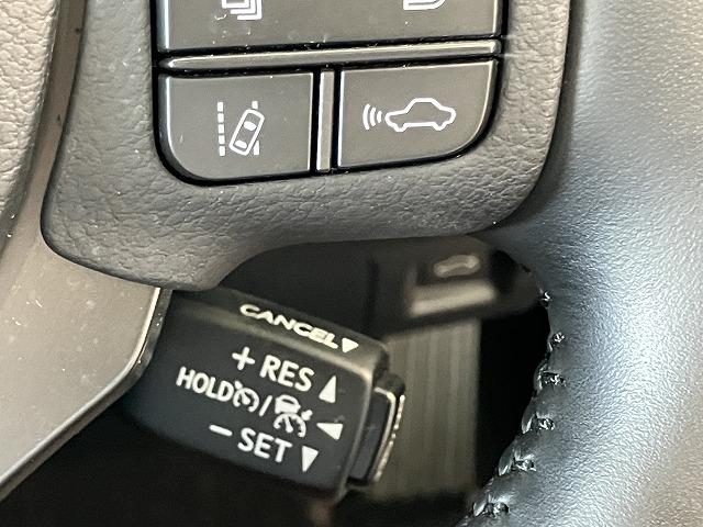 LEXUS IS IS300H VERSION L