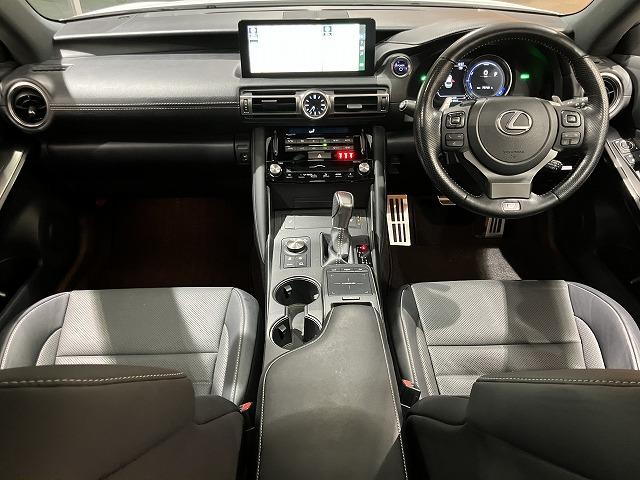LEXUS IS IS300H F SPORT