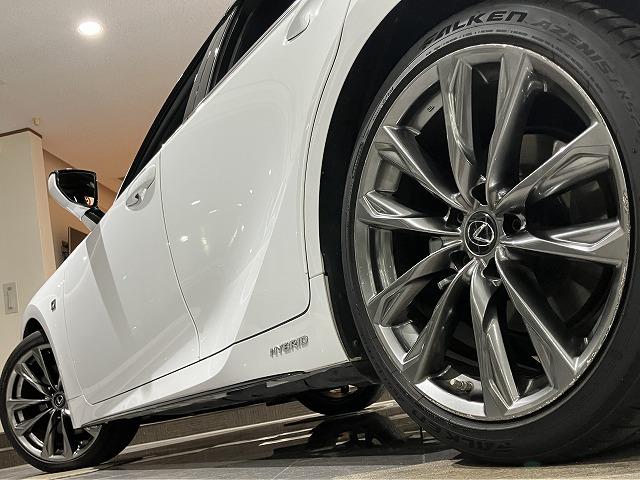 LEXUS IS IS300H F SPORT