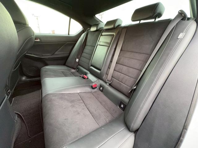 LEXUS IS IS300H F SPORT MODE BLACK III