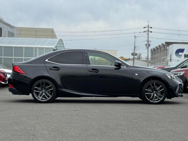 LEXUS IS IS300 I BLUE