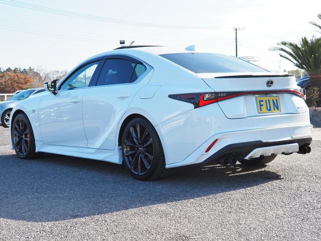LEXUS IS IS300H F SPORT