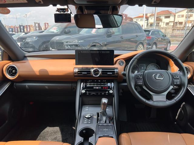 LEXUS IS IS300 VERSION L