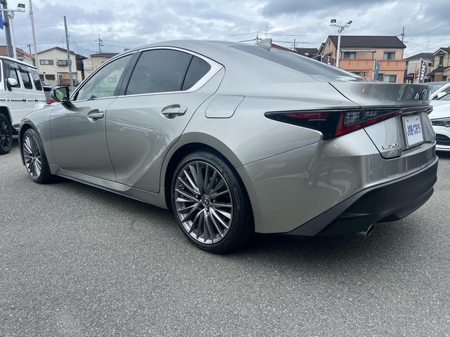 LEXUS IS IS300 VERSION L