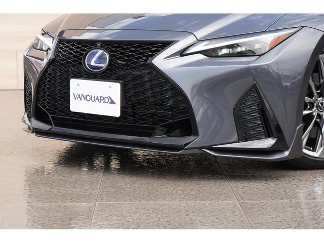 LEXUS IS IS300H F SPORT