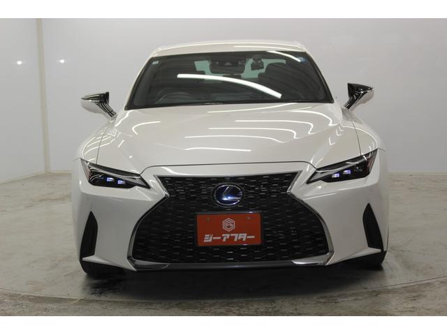 LEXUS IS IS300H VERSION L