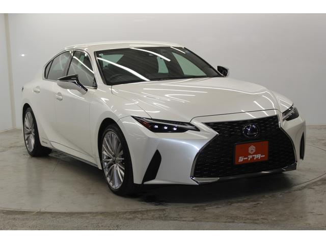 LEXUS IS IS300H VERSION L