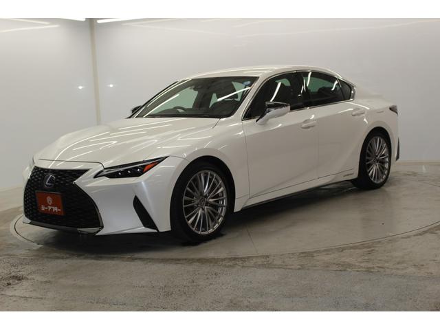 LEXUS IS IS300H VERSION L