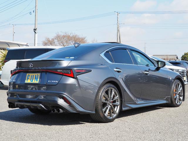 LEXUS IS IS300H F SPORT