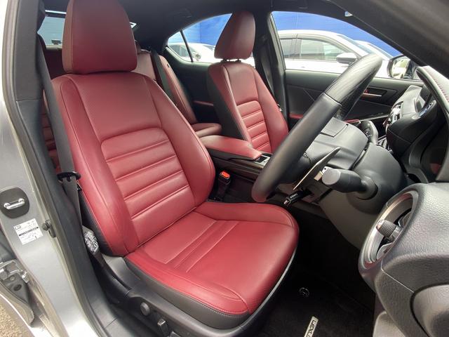 LEXUS IS IS300H VERSION L