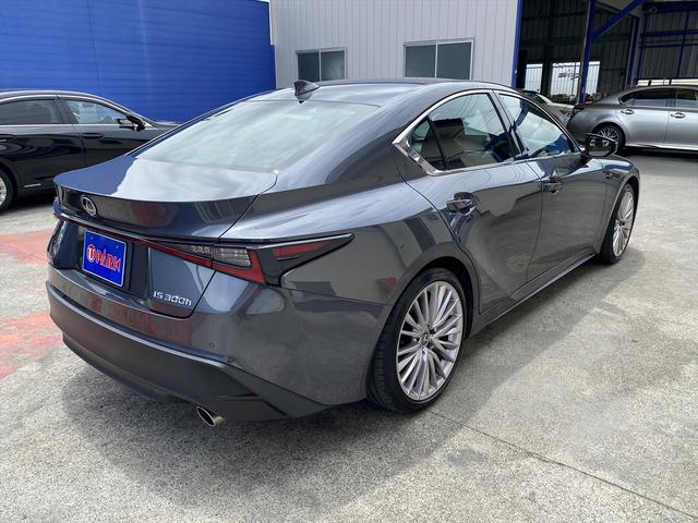 LEXUS IS IS300H VERSION L