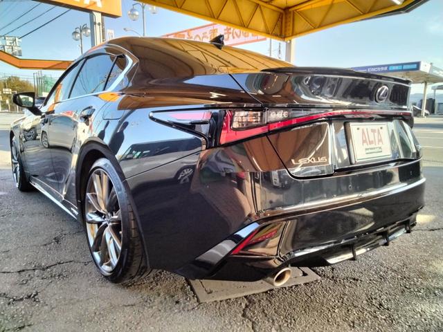LEXUS IS IS300H F SPORT