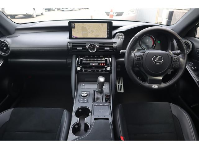 LEXUS IS IS300H F SPORT MODE BLACK III