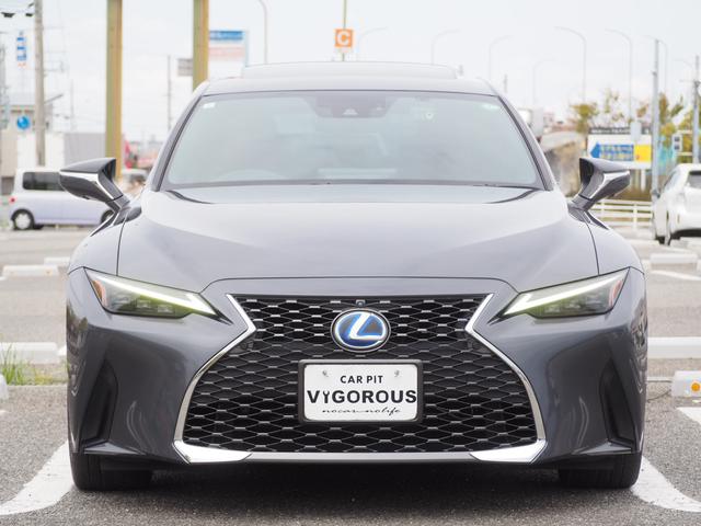 LEXUS IS IS300H VERSION L