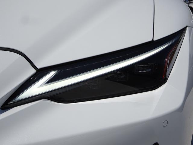 LEXUS IS IS300H F SPORT