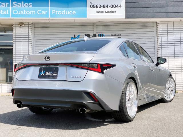 LEXUS IS IS300 VERSION L