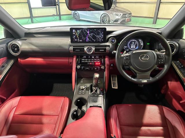 LEXUS IS IS300H F SPORT