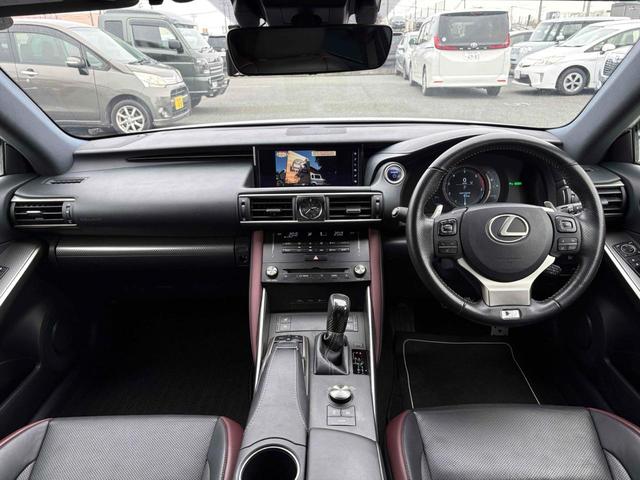 LEXUS IS IS300H F SPORT